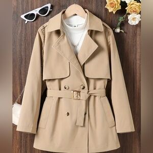 Brand new light weight Kids beautiful trench coat jacket for wind with belt